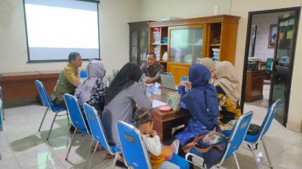 Rapat dan Pelaporan Kunjungan LLT di Kalurahan Sendangsari