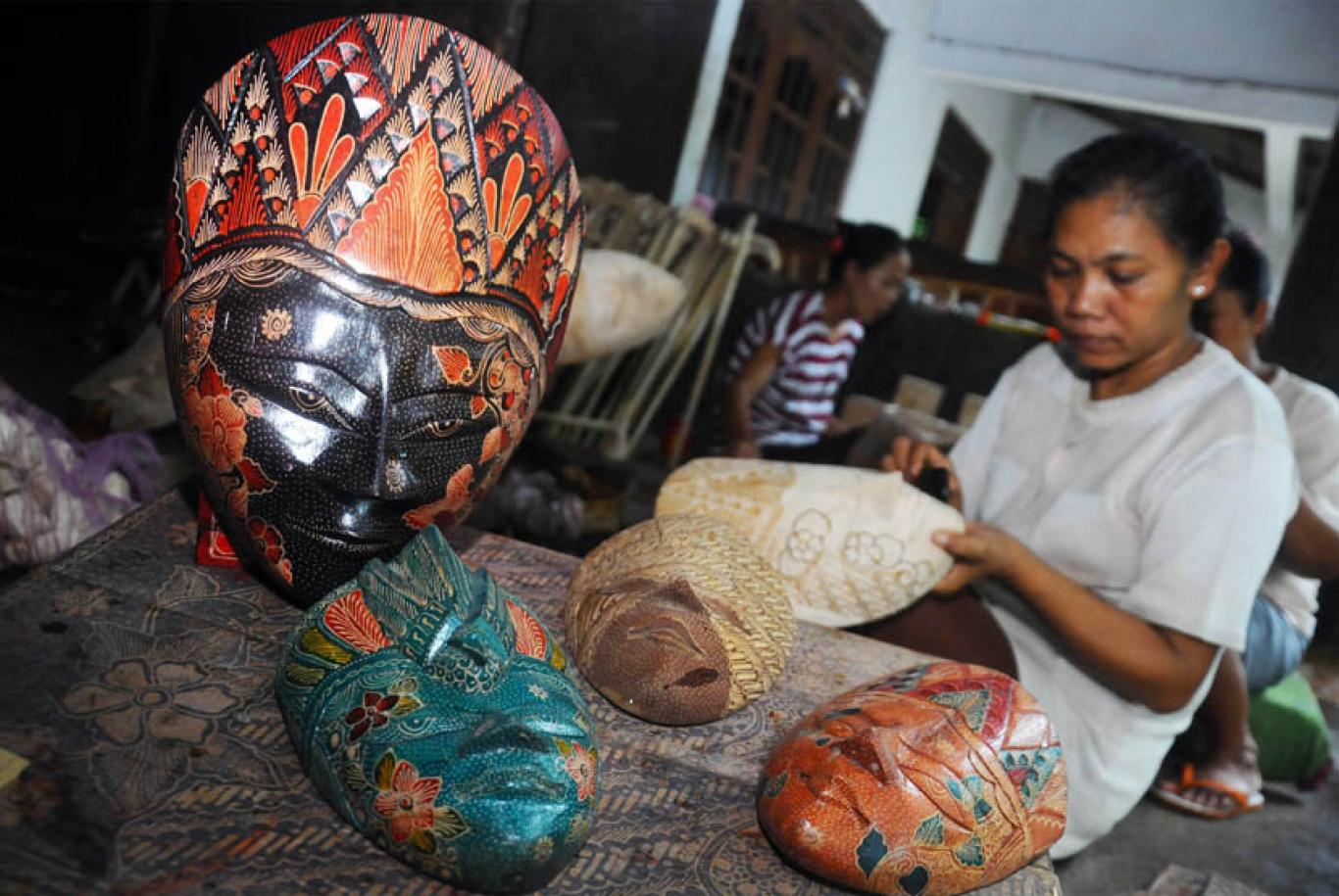  Kerajinan  Batik Kayu Krebet Jogja  Tembus Pasar Mancanegara 